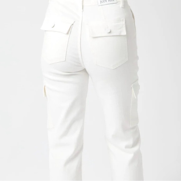 NWOT, Judy Blue, White Cargo Jeans - Picture 2 of 8